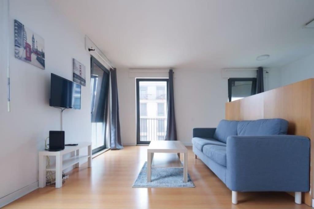 Appartamento Elevator Flat And Parking Spaces Lisbona Esterno foto